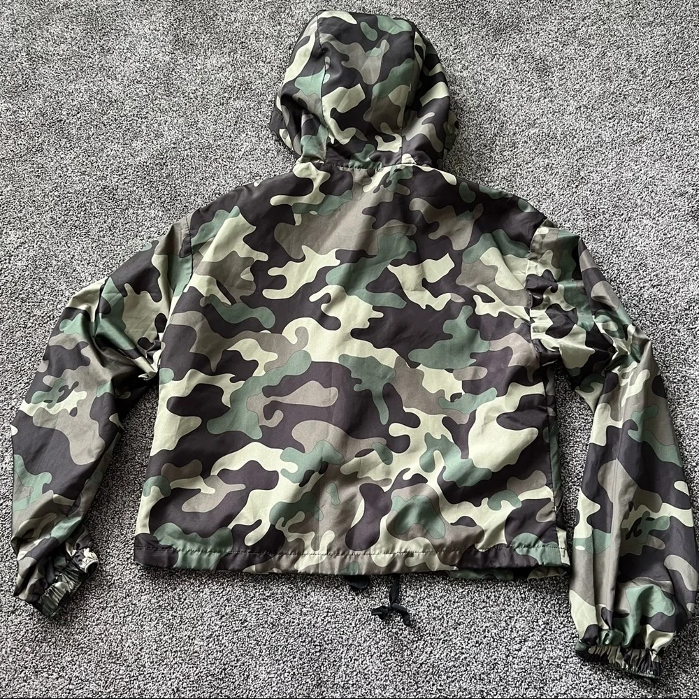 SOLD!!! Love Tree camo jacket. - Picture 4 of 9